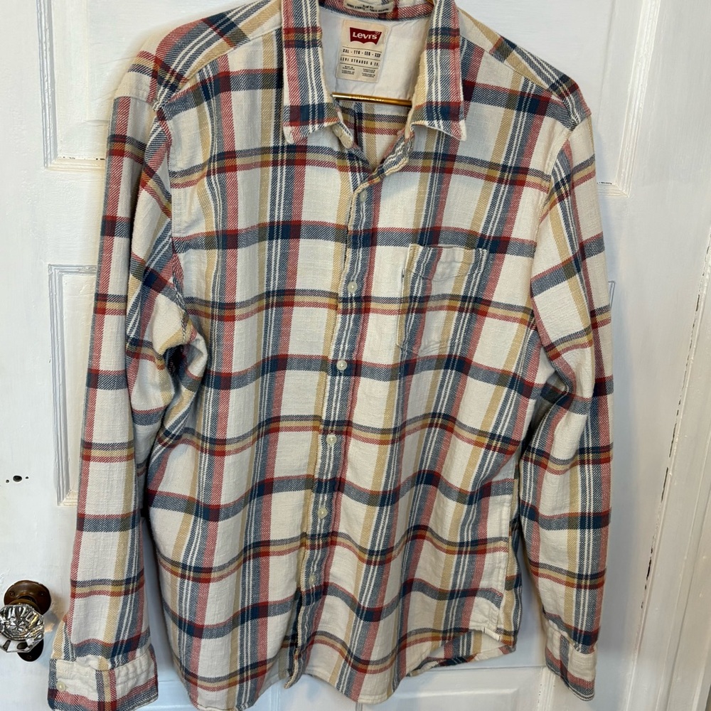 Levi's Men's Red and Blue Plaid Slim Fit Flannel Shirt